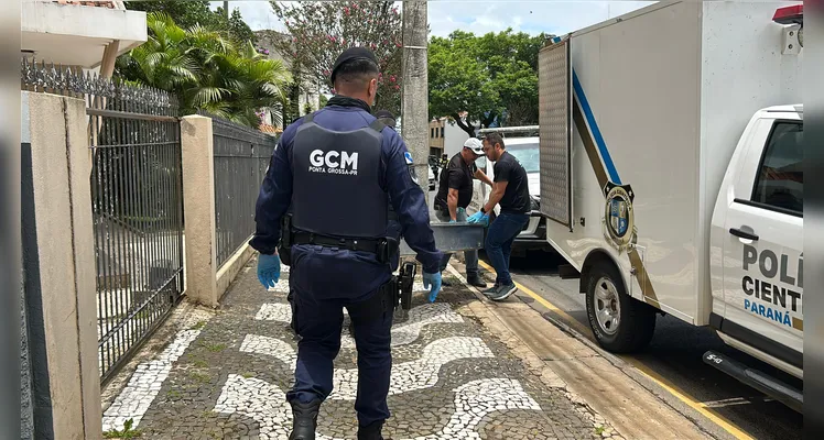 Médico é preso em PG suspeito de matar a própria mãe