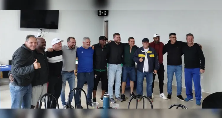 Ex-jogadores de PG são homenageados neste sábado no Germano