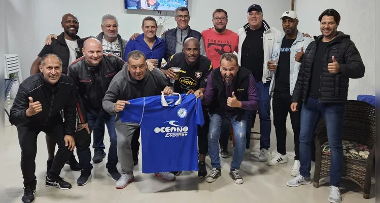 Ex-jogadores de PG são homenageados neste sábado no Germano