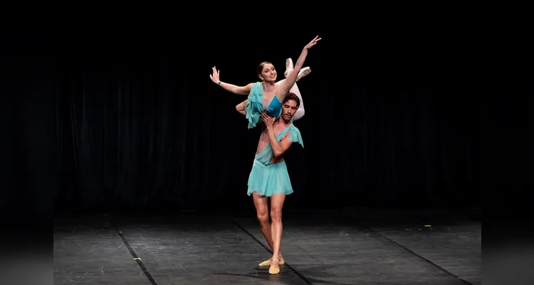 Bianca estudou ballet clássico, dança moderna, dança contemporânea e jazz dance.