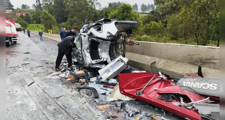 Engavetamento matou um motorista e deixou oito feridos; veja fotos