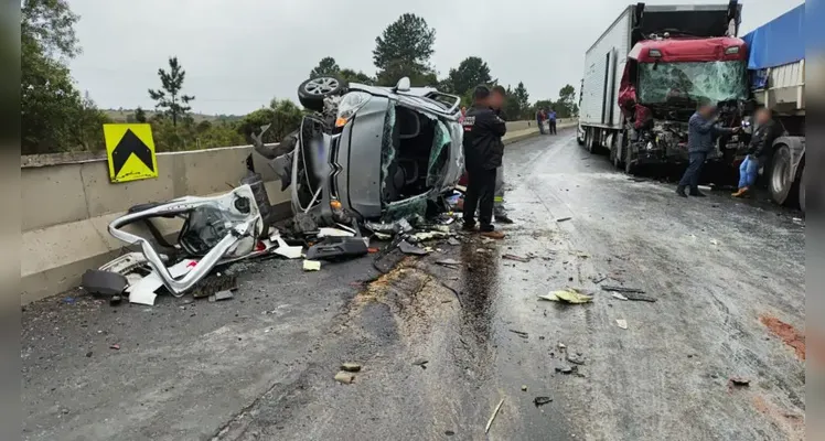 Engavetamento matou um motorista e deixou oito feridos; veja fotos