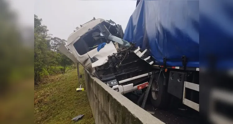 Engavetamento matou um motorista e deixou oito feridos; veja fotos