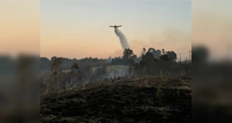 Aviões contratados pelo PR reforçam combates a incêndios em PG