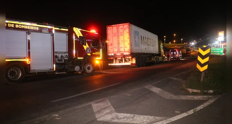 Atropelamento aconteceu na Avenida Presidente Kennedy, na BR-376, na noite desta quarta-feira (11) |