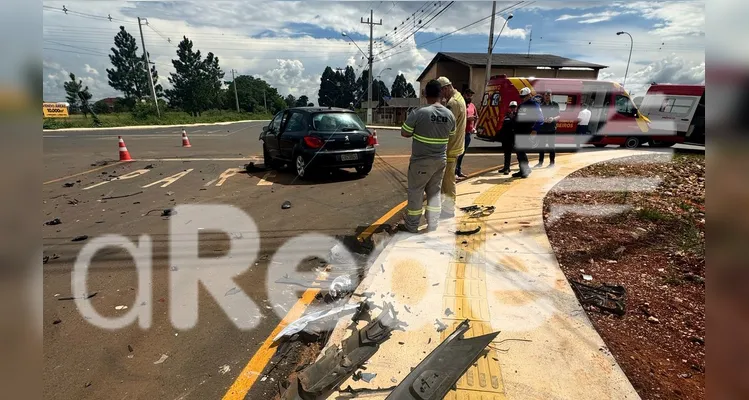 Veja imagens do acidente que deixou mulher gravemente ferida em PG