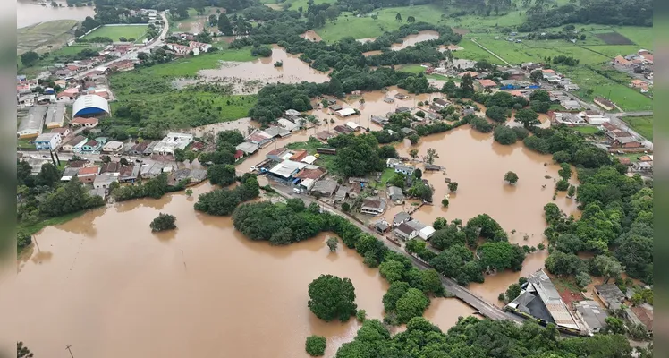 Foram registrados alagamentos em alguns pontos de Piraí do Sul.