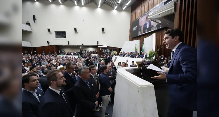 Alexandre Curi discursou para mais de 1,5 mil pessoas na Alep.