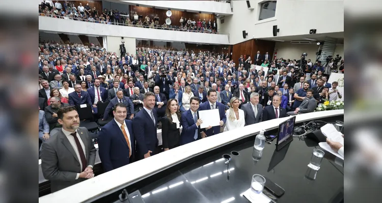 Alexandre Curi é o novo presidente da Alep; veja fotos do evento