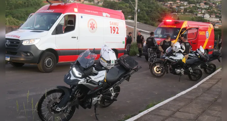 Homem morto em PG foi alvejado nas costas e no tórax; confira as fotos