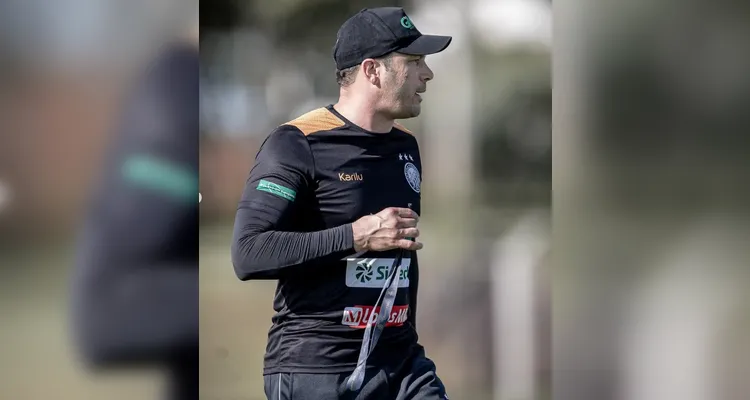 Operário realiza primeiro treino ao comando de Bruno Pivetti