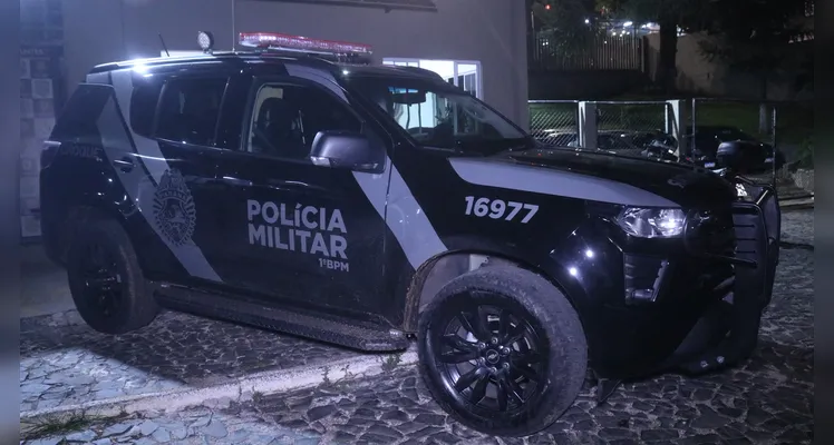 'Choque' apreende armas e prende homem em pousada de PG