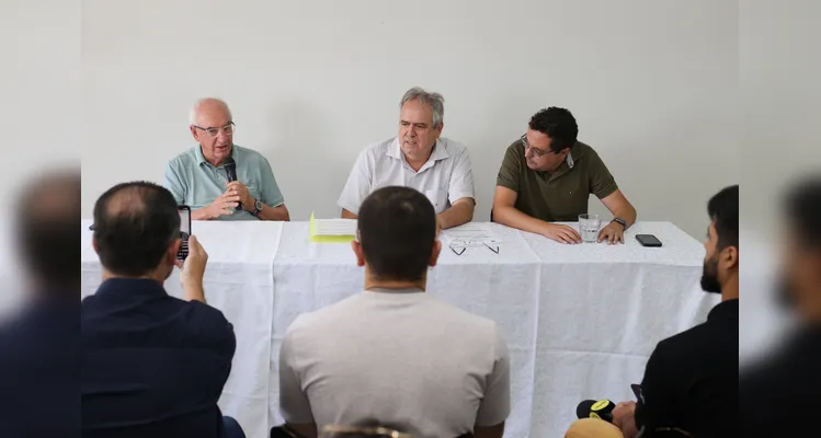 Durante a entrevista, foram mostrados dados e detalhamentos da atual situação do Hospital Anna Fiorillo Menarim.