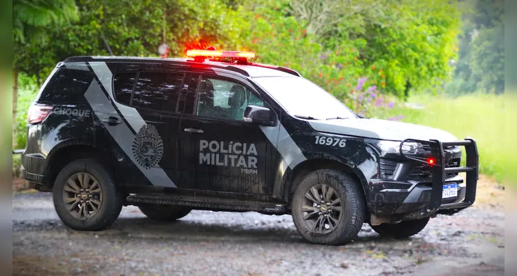 'Pelotão de Choque', da Polícia Militar, realizou a ação de segurança.