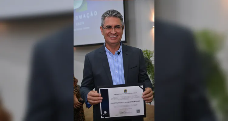 Julio Kuller (MDB) foi diplomado vereador de Ponta Grossa |