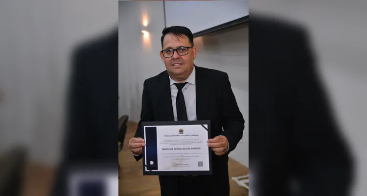 Professor Careca (PV) foi diplomado vereador de Ponta Grossa |