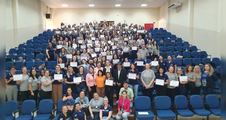 Professores concluem curso de robótica e podem atuar nos LACs