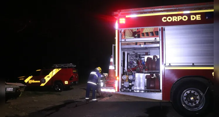 Corpo de Bombeiros foi acionado.