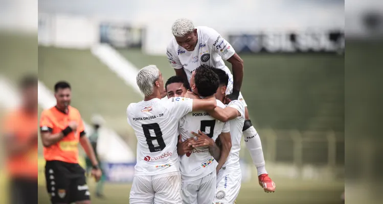 Os gols da partida foram marcados por Matheus Galdino (x2), Dudu Mosconi, João Gabriel, Eli e Florez.