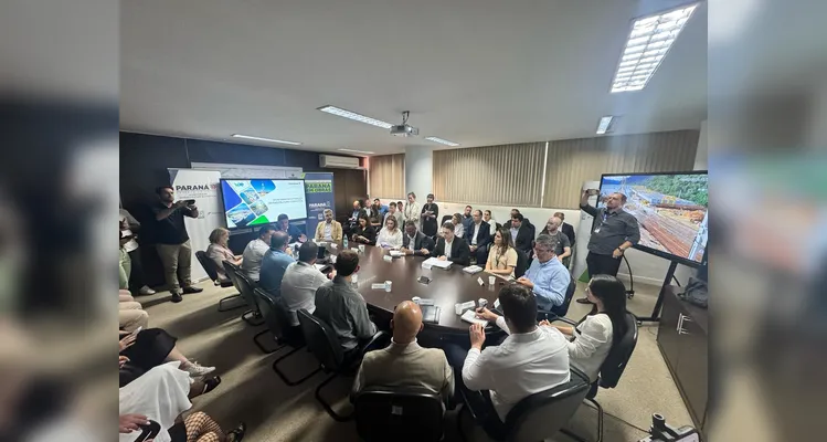 Reunião discute suspensão de voos no aeroporto de Ponta Grossa e debate estratégias para investimentos na estrutura do local -