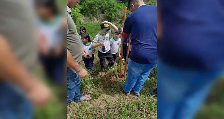 Educandos puderam realizar ações dentro e fora de sala de aula.