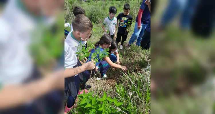 Educandos puderam realizar ações dentro e fora de sala de aula.