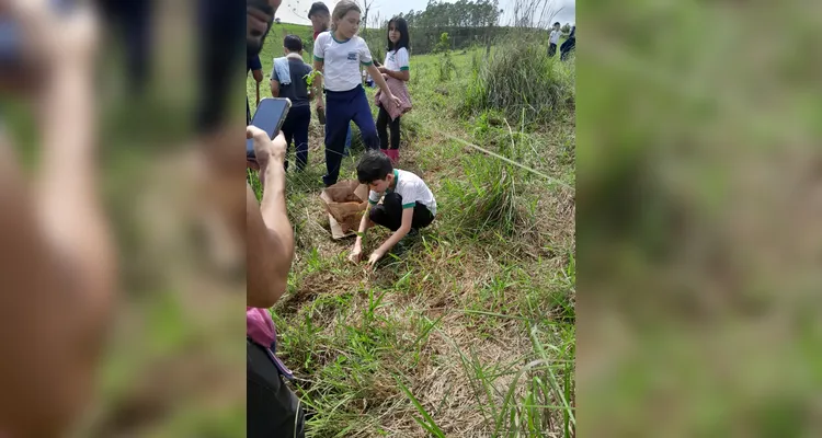 Educandos puderam realizar ações dentro e fora de sala de aula.