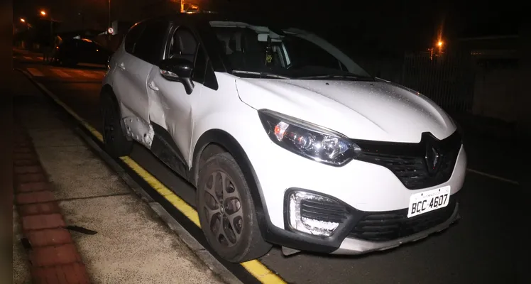 Acidente envolveu um Renault Captur e um Peugeot 2008