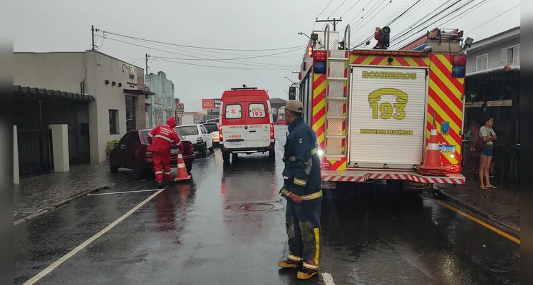 Acidente aconteceu na tarde desse domingo, na rua Conselheiro Barradas