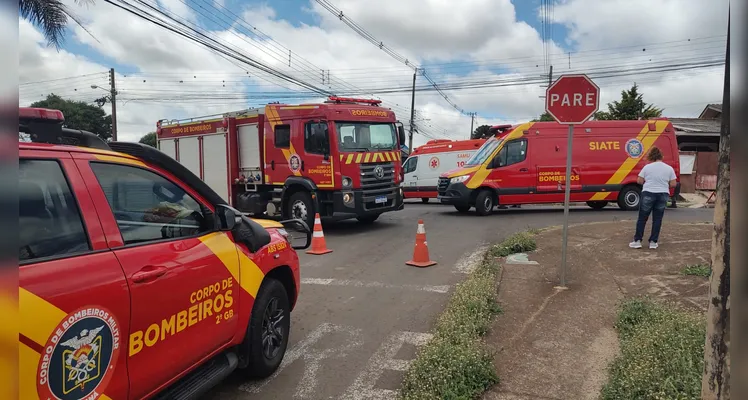 Colisão deixa três pessoas feridas no bairro Uvaranas em PG