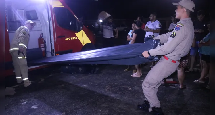 Chuvas de granizo atingiram Ponta Grossa na tarde desta terça-feira (31).