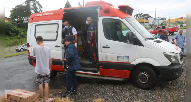 Acidente aconteceu por volta das 17 horas dessa quinta-feira, em Ponta Grossa