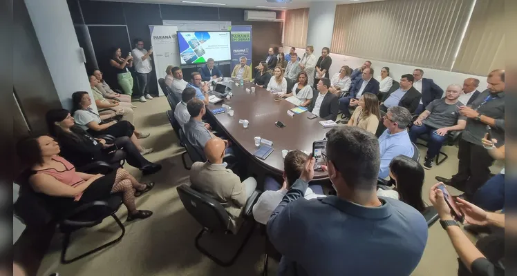 Reunião discute suspensão de voos no aeroporto de Ponta Grossa e debate estratégias para investimentos na estrutura do local -