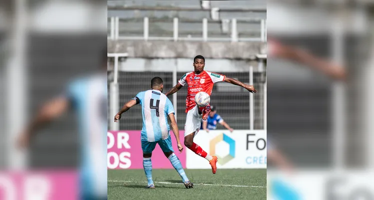 Rio Branco arranca empate nos acréscimos e sai da zona de rebaixamento; Londrina garante vaga no mata-mata -