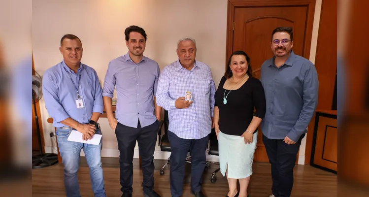 O Deputado ouviu as diversas demandas apresentadas por todos os presentes.