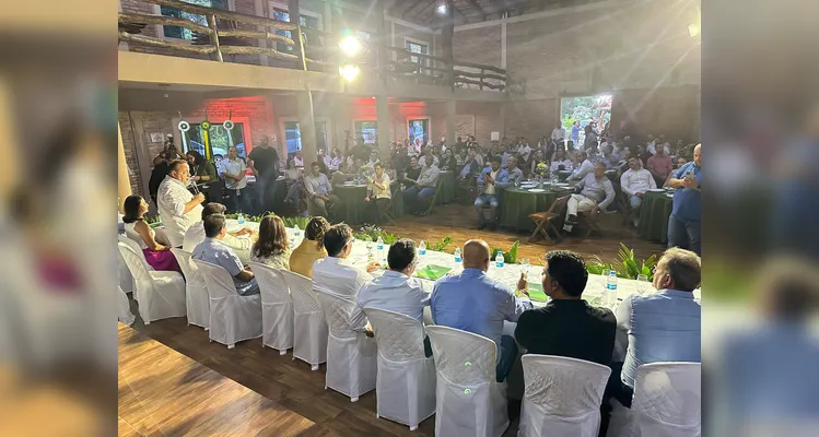 Evento reuniu lideranças dos Campos Gerais e do Governo do Estado.