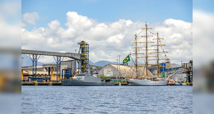 Navios estarão abertos para visitação no Porto de Antonina