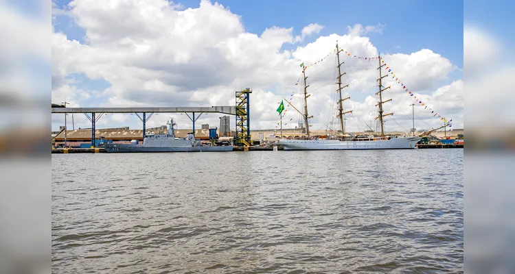 Navios estarão abertos para visitação no Porto de Antonina