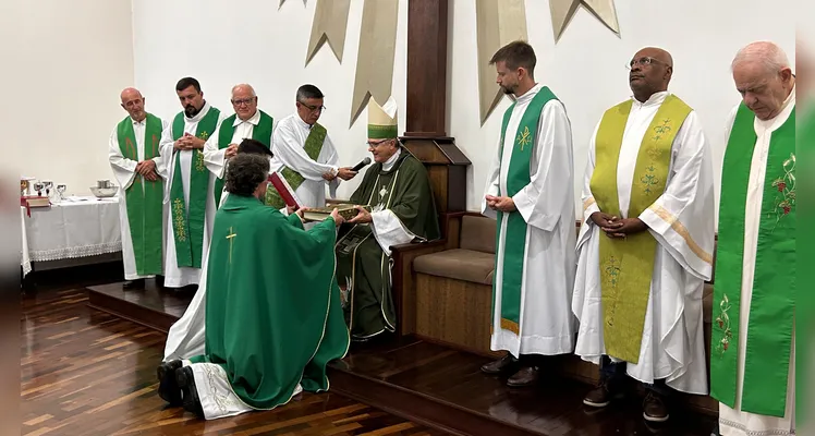 Cerimônia aconteceu na Paróquia São Cristóvão.