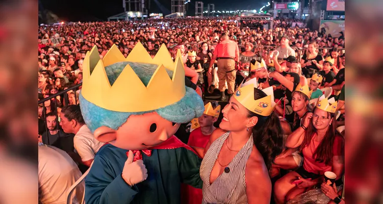 O mascote do Hospital Pequeno Príncipe (HPP), subiu ao palco do Verão Maior Paraná