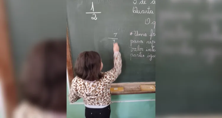 Saborosa aula com frações engaja turma em Imbituva