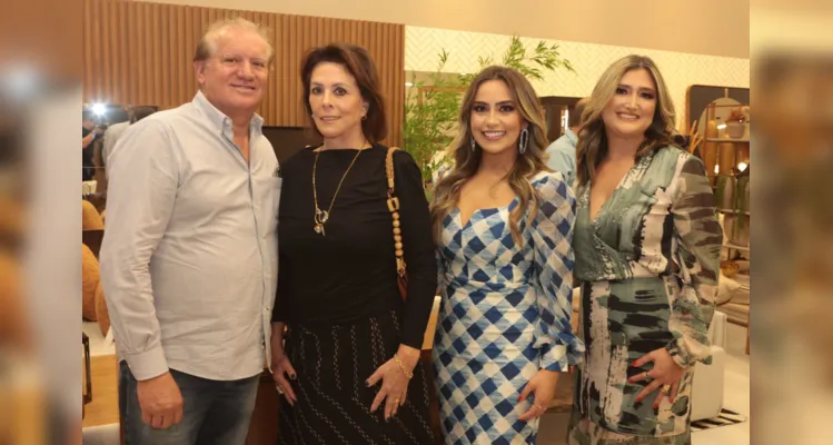 Fernando Parucker, Vera Parucker, Kelyn Kris Gonçalves e Gilmara Gumiero Lopes