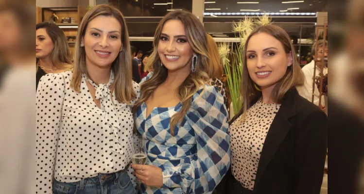 Mabel Canto, Kelyn Kris Gonçalves e Sabrina Romanhuk