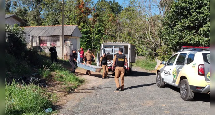 Filha da vítima, de apenas 11 anos, viu que a mãe não estava passando bem e recorreu a vizinhos para pedir socorro