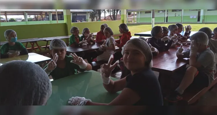 Receitas estimulam aprendizado de alunos em Teixeira Soares