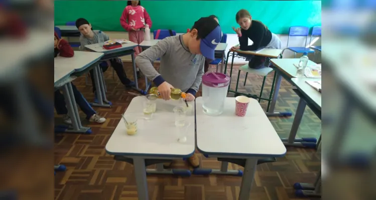 Estudo de misturas rende 'aprendizado e bolo' em Ipiranga