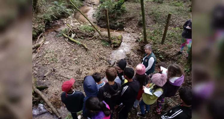 Aula de campo aborda questões sustentáveis em Piraí do Sul