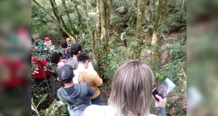 Aula de campo aborda questões sustentáveis em Piraí do Sul