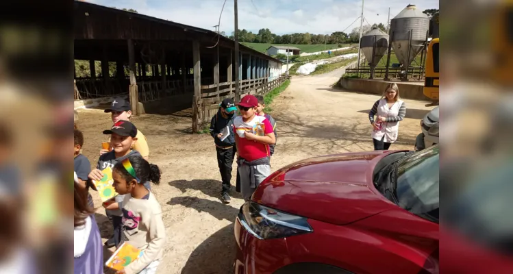 Aula de campo aborda questões sustentáveis em Piraí do Sul