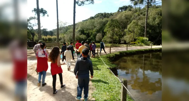 Aula de campo aborda questões sustentáveis em Piraí do Sul